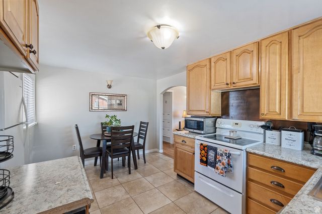 241 S QUIRK ST, Grantsville, UT 84029