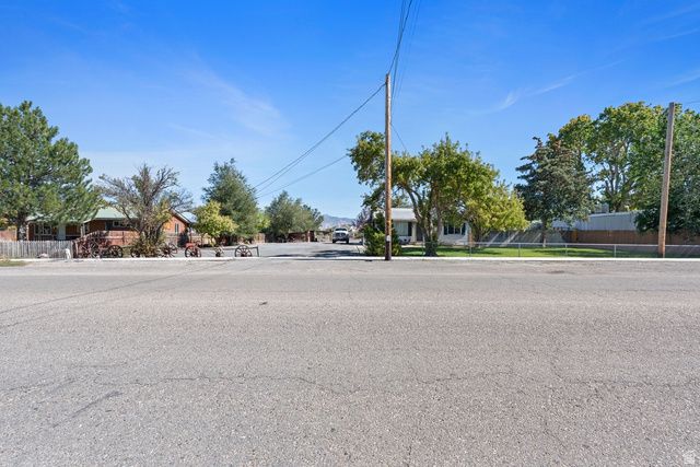 241 S QUIRK ST, Grantsville, UT 84029