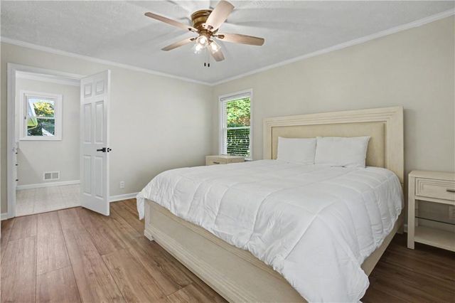 4422 White Oak Drive, Sugar Hill, GA 30518