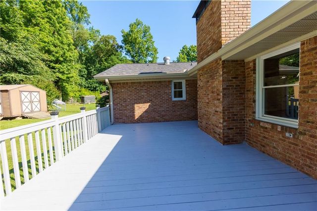 4422 White Oak Drive, Sugar Hill, GA 30518