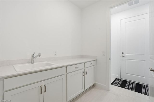 1954 Fresno AVE, Naples, FL 34120