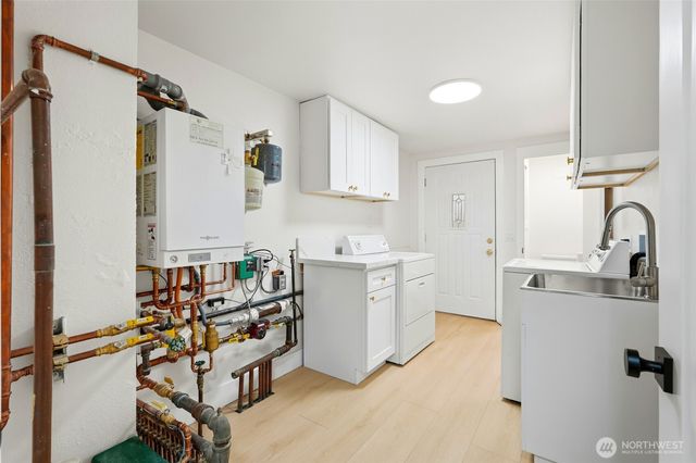 12832 84th Avenue S, Renton, WA 98057