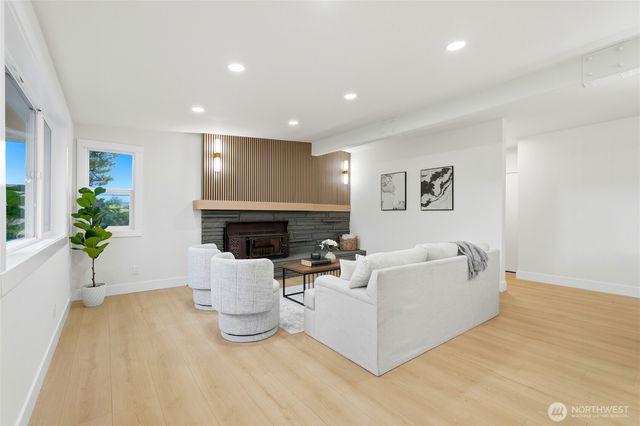 12832 84th Avenue S, Renton, WA 98057