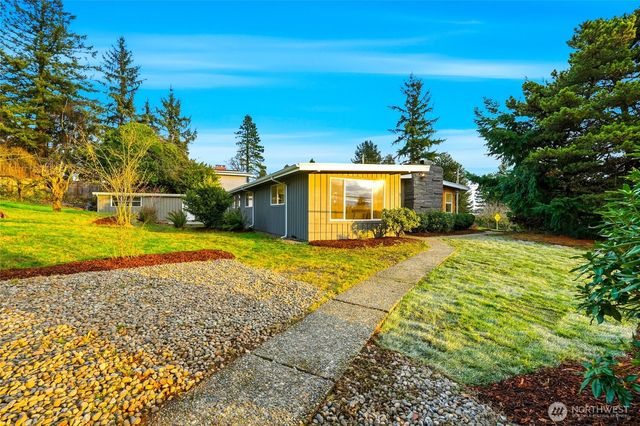 12832 84th Avenue S, Renton, WA 98057