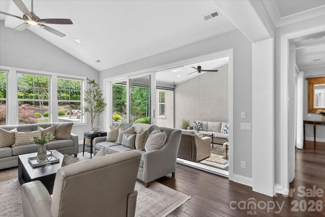 5139 Providence Retreat Lane, Charlotte, NC 28270