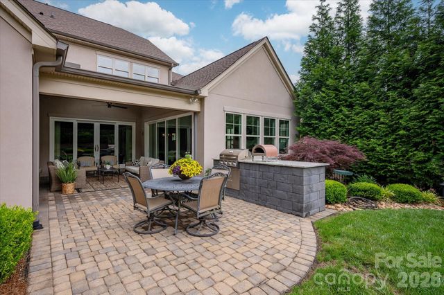 5139 Providence Retreat Lane, Charlotte, NC 28270