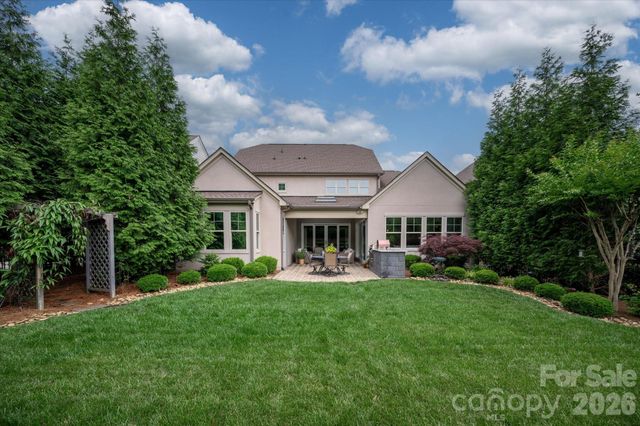 5139 Providence Retreat Lane, Charlotte, NC 28270