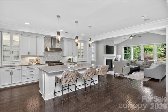 5139 Providence Retreat Lane, Charlotte, NC 28270