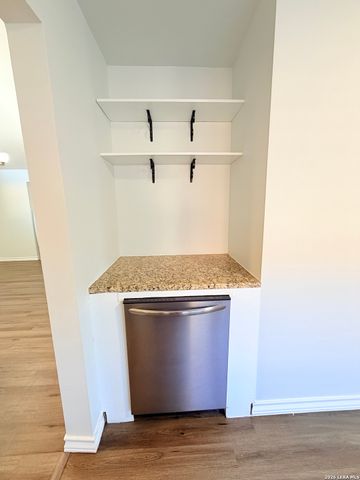 255 Cumberland, San Antonio, TX 78204