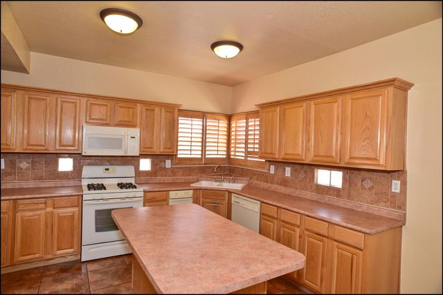 2041 SHADOW RIDGE Drive, El Paso, TX 79938