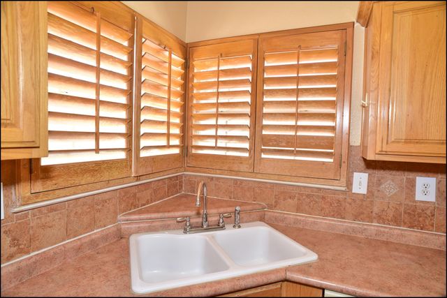 2041 SHADOW RIDGE Drive, El Paso, TX 79938