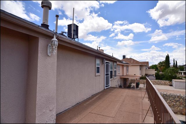 2041 SHADOW RIDGE Drive, El Paso, TX 79938