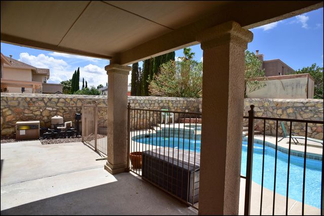 2041 SHADOW RIDGE Drive, El Paso, TX 79938