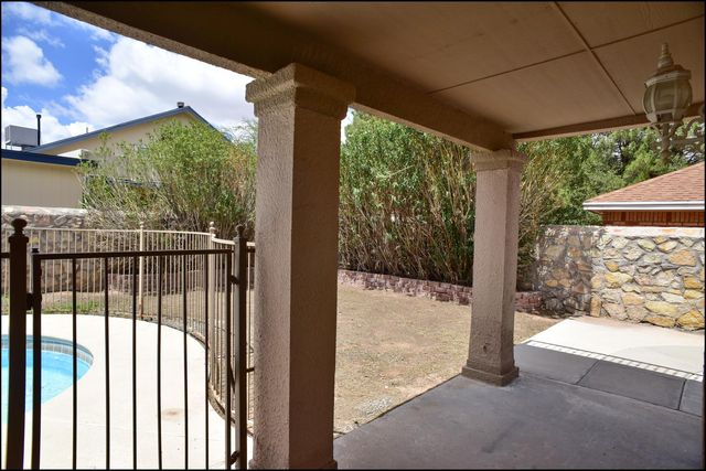 2041 SHADOW RIDGE Drive, El Paso, TX 79938