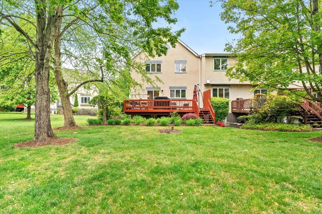 22 EXETER CT, Princeton, NJ 08540