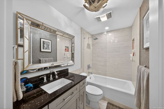 7701 Wurzbach Rd Apt 2006, San Antonio, TX 78229