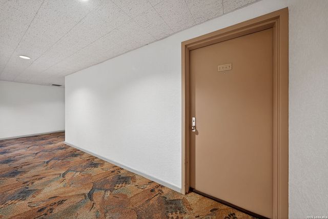 7701 Wurzbach Rd Apt 2006, San Antonio, TX 78229