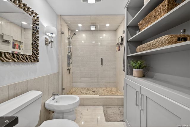 7701 Wurzbach Rd Apt 2006, San Antonio, TX 78229