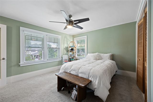 2323 Upland Drive SE, Cedar Rapids, IA 52403