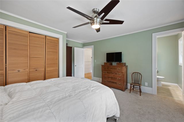 2323 Upland Drive SE, Cedar Rapids, IA 52403