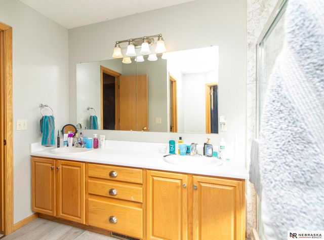 1000 Garden Street, Bennet, NE 68317