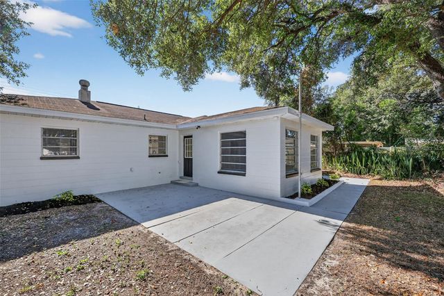 5008 E CLUSTER AVENUE, Tampa, FL 33617