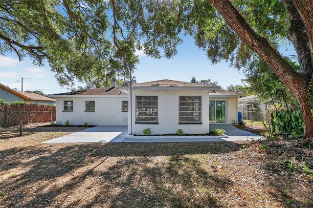 5008 E CLUSTER AVENUE, Tampa, FL 33617