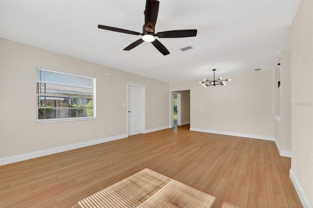 5008 E CLUSTER AVENUE, Tampa, FL 33617