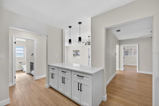 5008 E CLUSTER AVENUE, Tampa, FL 33617