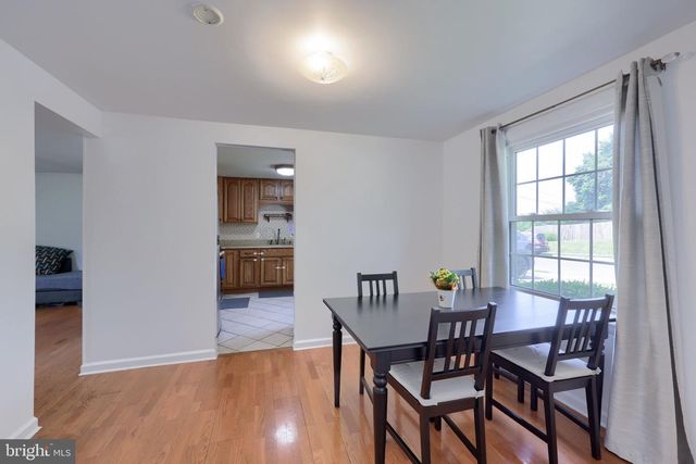 1604 ROBERT RD, Lancaster, PA 17601