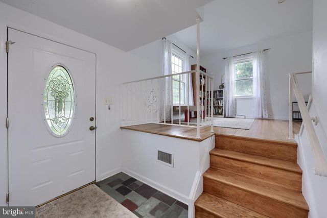 1604 ROBERT RD, Lancaster, PA 17601