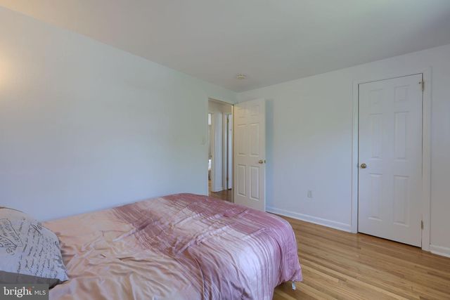 1604 ROBERT RD, Lancaster, PA 17601