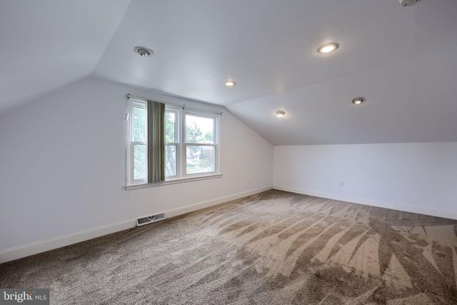 1604 ROBERT RD, Lancaster, PA 17601