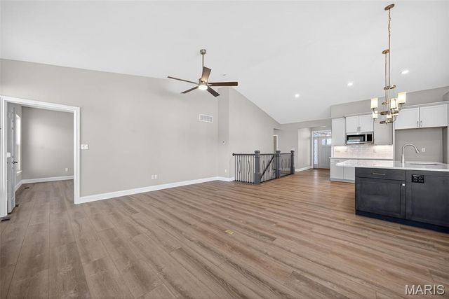 202 Keaton Woods Drive, O'fallon, MO 63368