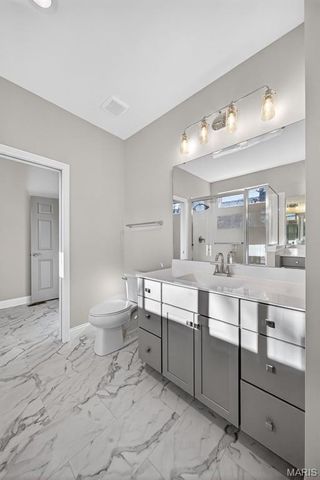 202 Keaton Woods Drive, O'fallon, MO 63368