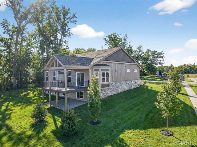 202 Keaton Woods Drive, O'fallon, MO 63368