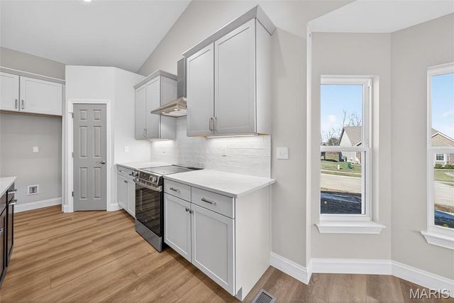 202 Keaton Woods Drive, O'fallon, MO 63368