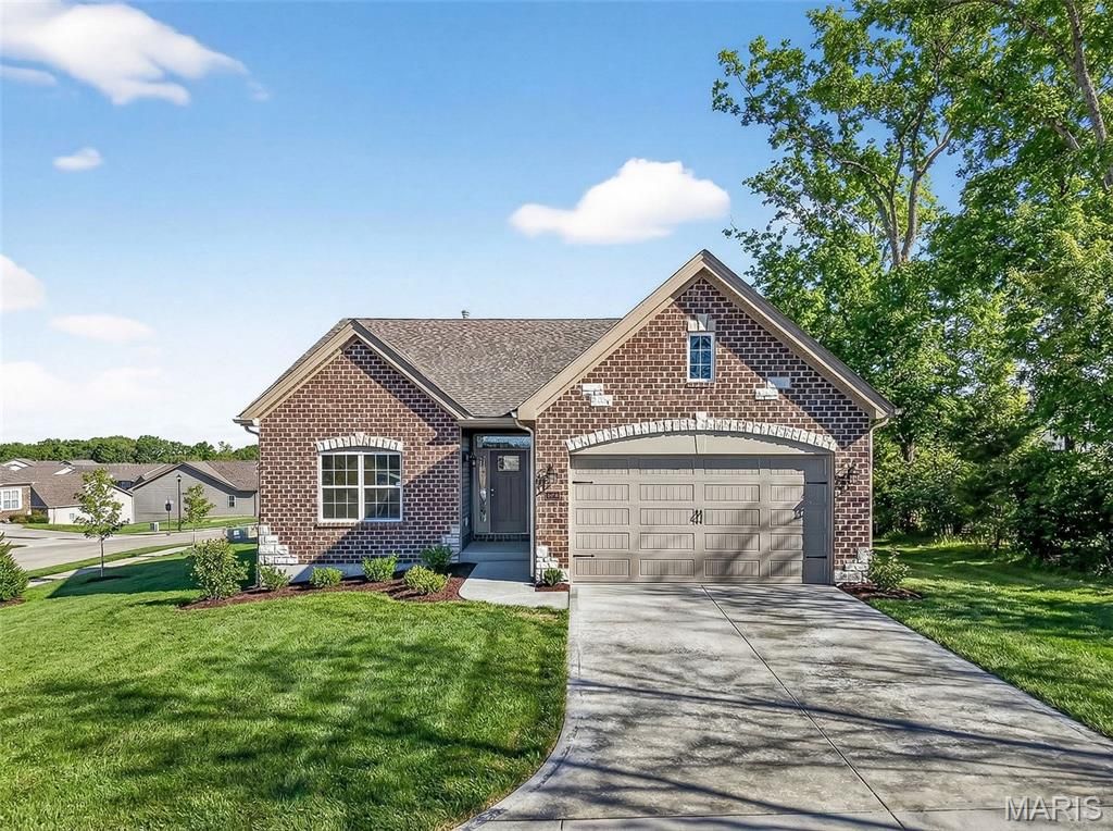 202 Keaton Woods Drive, O'fallon, MO 63368