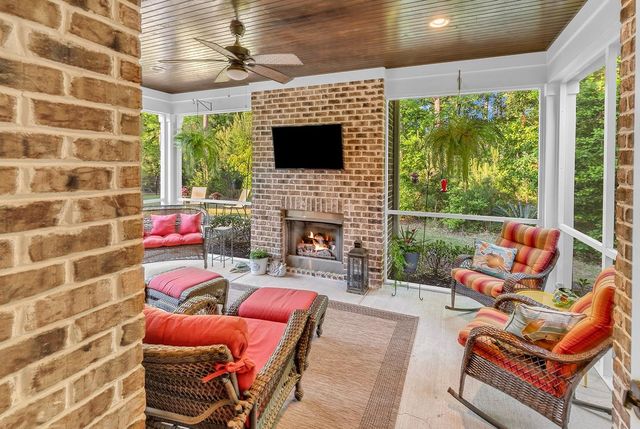 684 Chamberlin Rd., Myrtle Beach, SC 29588