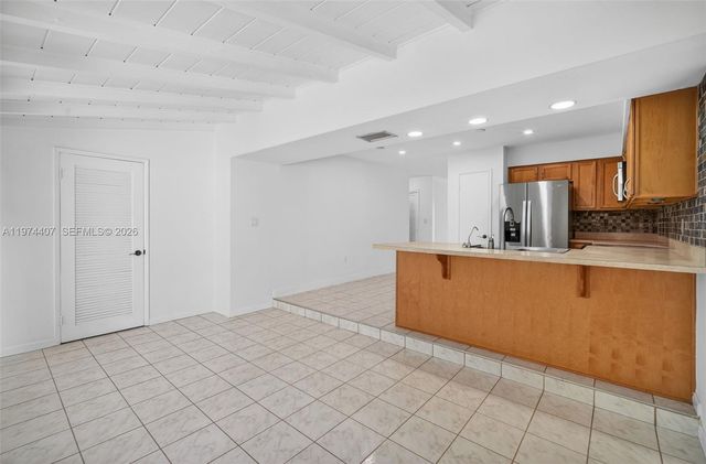 5650-5652 NE 17 TERRACE, NE 17th Ter, Fort Lauderdale, FL 33334