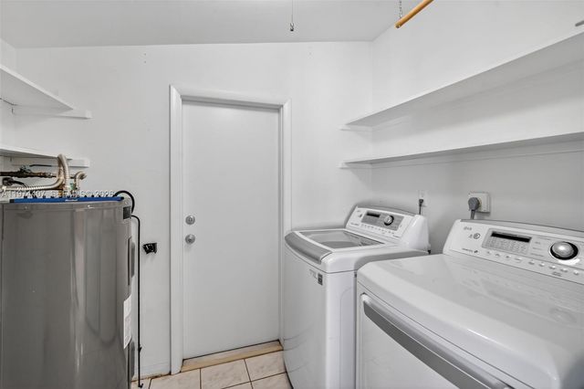 5650-5652 NE 17 TERRACE, NE 17th Ter, Fort Lauderdale, FL 33334