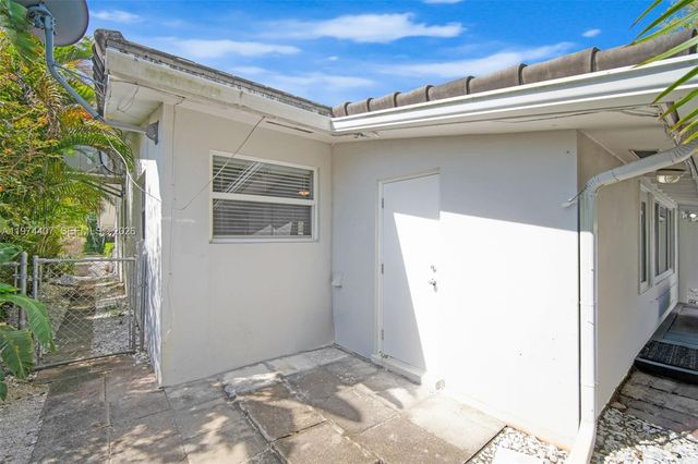 5650-5652 NE 17 TERRACE, NE 17th Ter, Fort Lauderdale, FL 33334