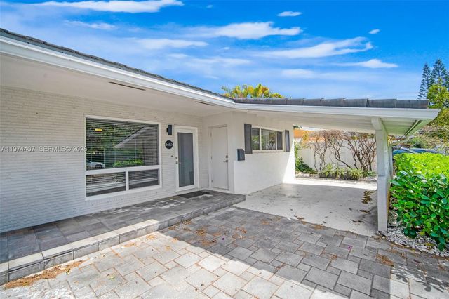 5650-5652 NE 17 TERRACE, NE 17th Ter, Fort Lauderdale, FL 33334