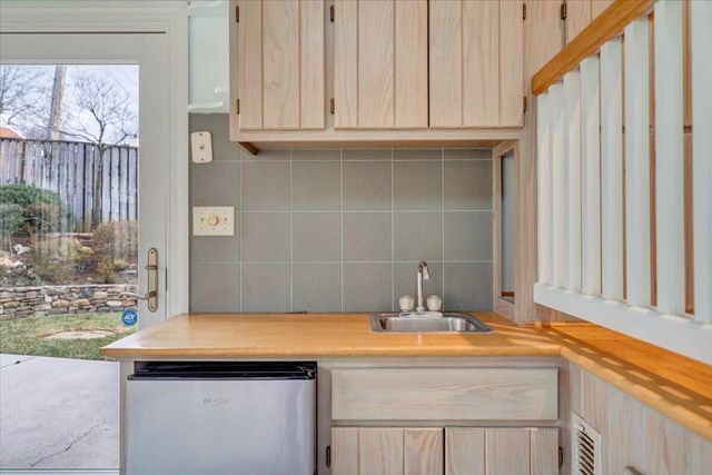 2612 Beverly BLVD, Roanoke, VA 24015