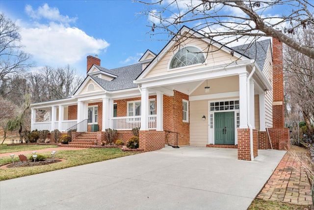 2612 Beverly BLVD, Roanoke, VA 24015