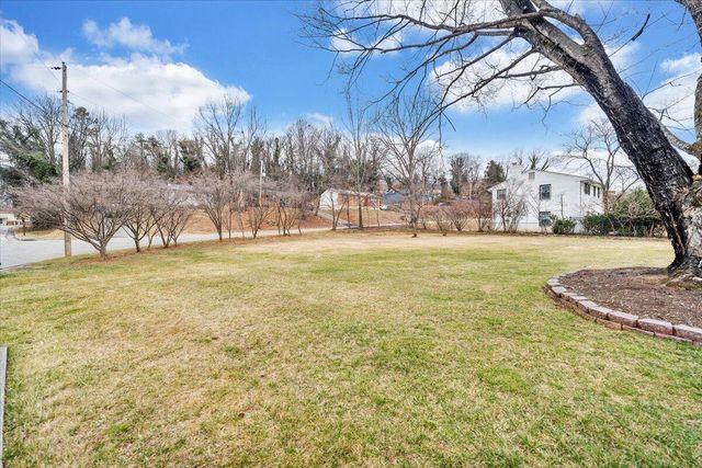 2612 Beverly BLVD, Roanoke, VA 24015