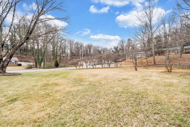 2612 Beverly BLVD, Roanoke, VA 24015