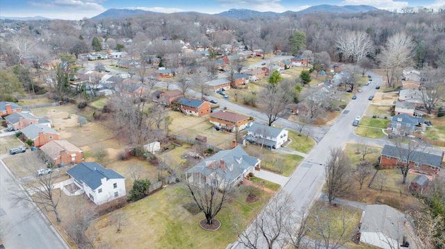 2612 Beverly BLVD, Roanoke, VA 24015