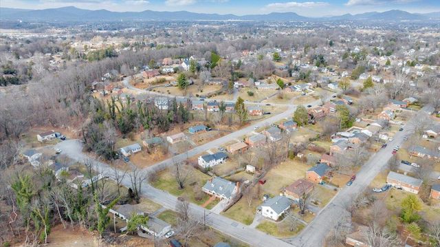 2612 Beverly BLVD, Roanoke, VA 24015