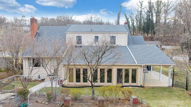 2612 Beverly BLVD, Roanoke, VA 24015